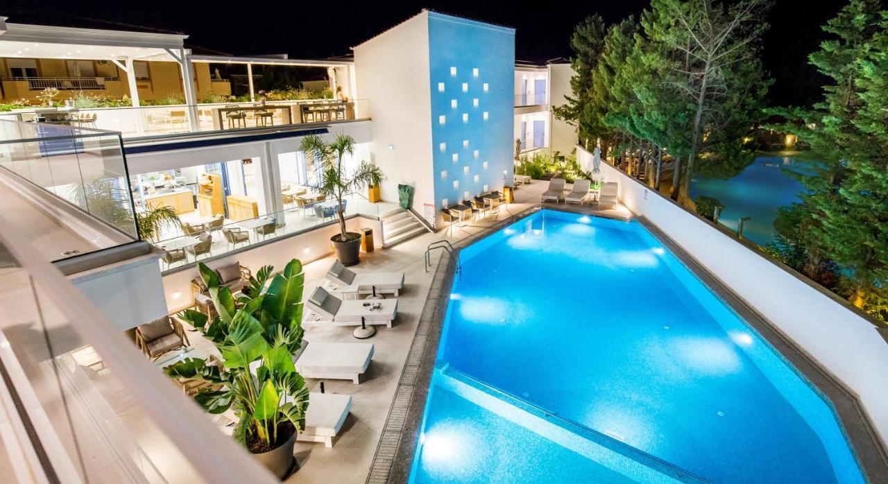 Euphoria Boutique Hotel Chrisi Ammoudia Esterno foto